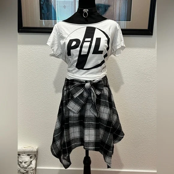 Black and White Plaid “Faux Wrap Around Waist Flannel Shirt” SKIRT -Mini NWOT - Picture 8 of 14
